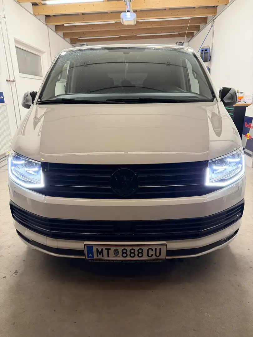 Volkswagen T6 Multivan Highline 2,0 TDI BMT DSG - 2