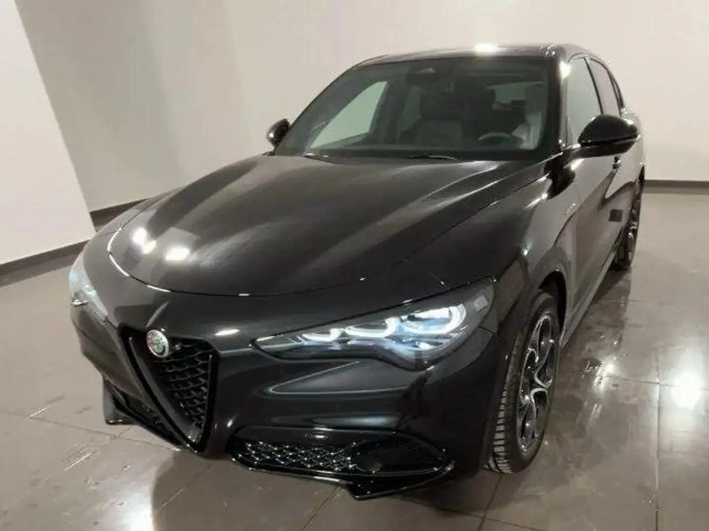 Alfa Romeo Stelvio Stelvio 2.2 t Veloce Ti Q4 210cv auto Zwart - 1