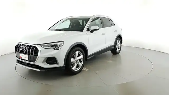 Audi Q3 35 2.0 tdi Business Advanced s-tronic