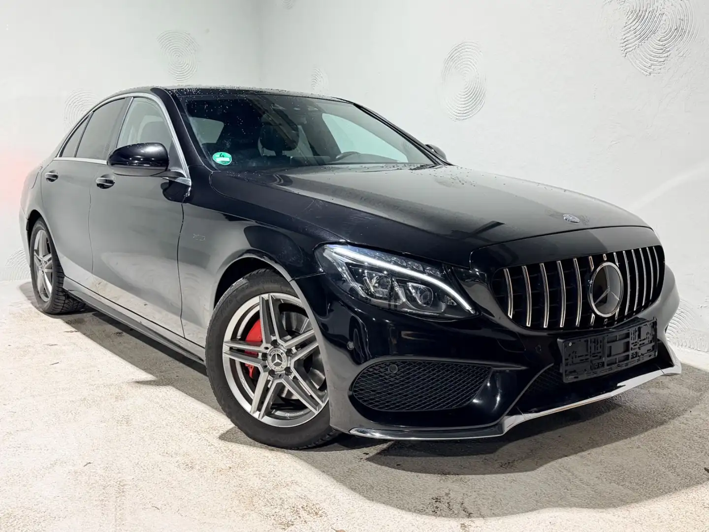 Mercedes-Benz C 250 Lim. *HeadUp*Pano*Burmester*Luftfederung* Schwarz - 1