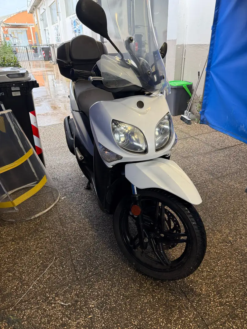 Yamaha Xenter 125 125 Bianco - 1