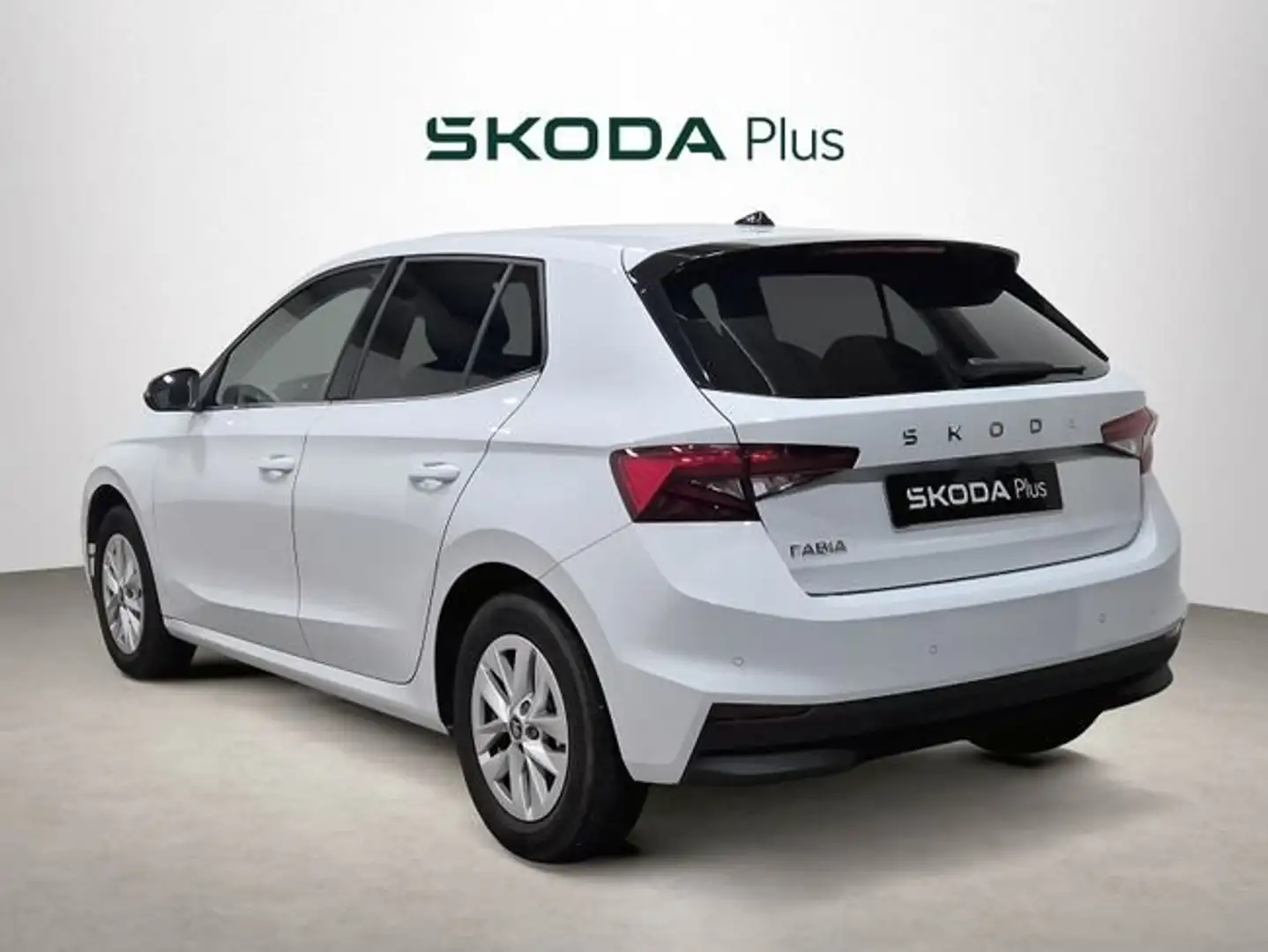 Skoda Fabia 1.0 MPI Selection 59kW Blanco - 2