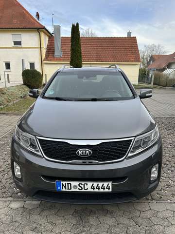 Imagine Kia Sorento 2.2 CRDi 4WD Aut. Executive