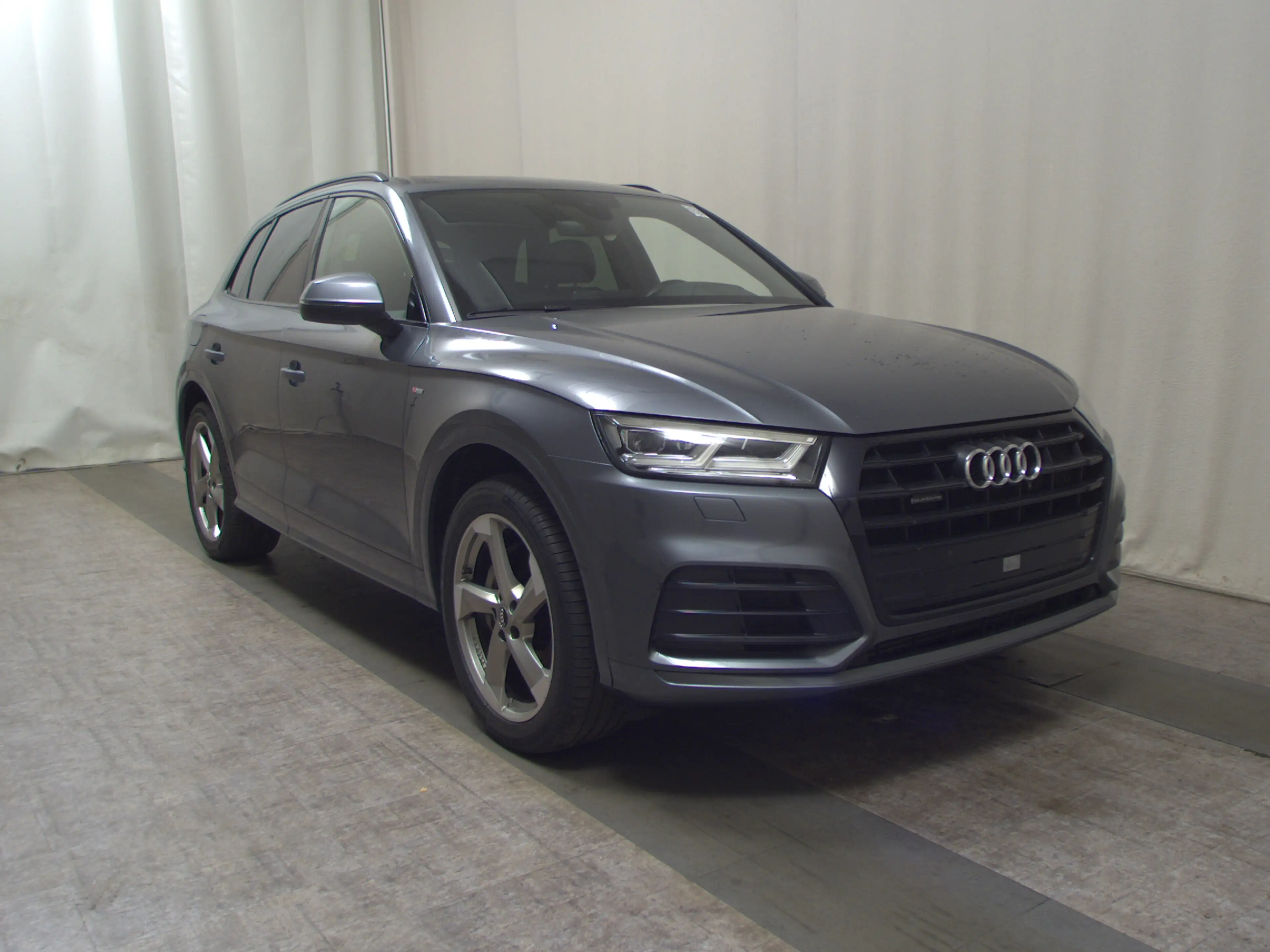 Audi Q5 50 TDI Qu. S-Line Leder Navi LED vc Pano — photo 3