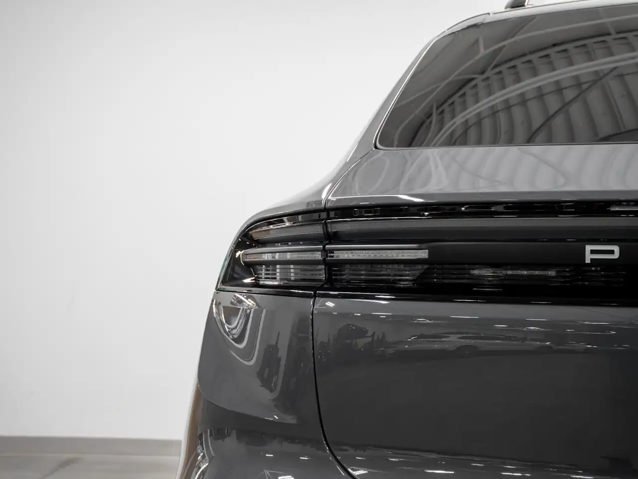 Porsche Macan снимка Porsche Macan