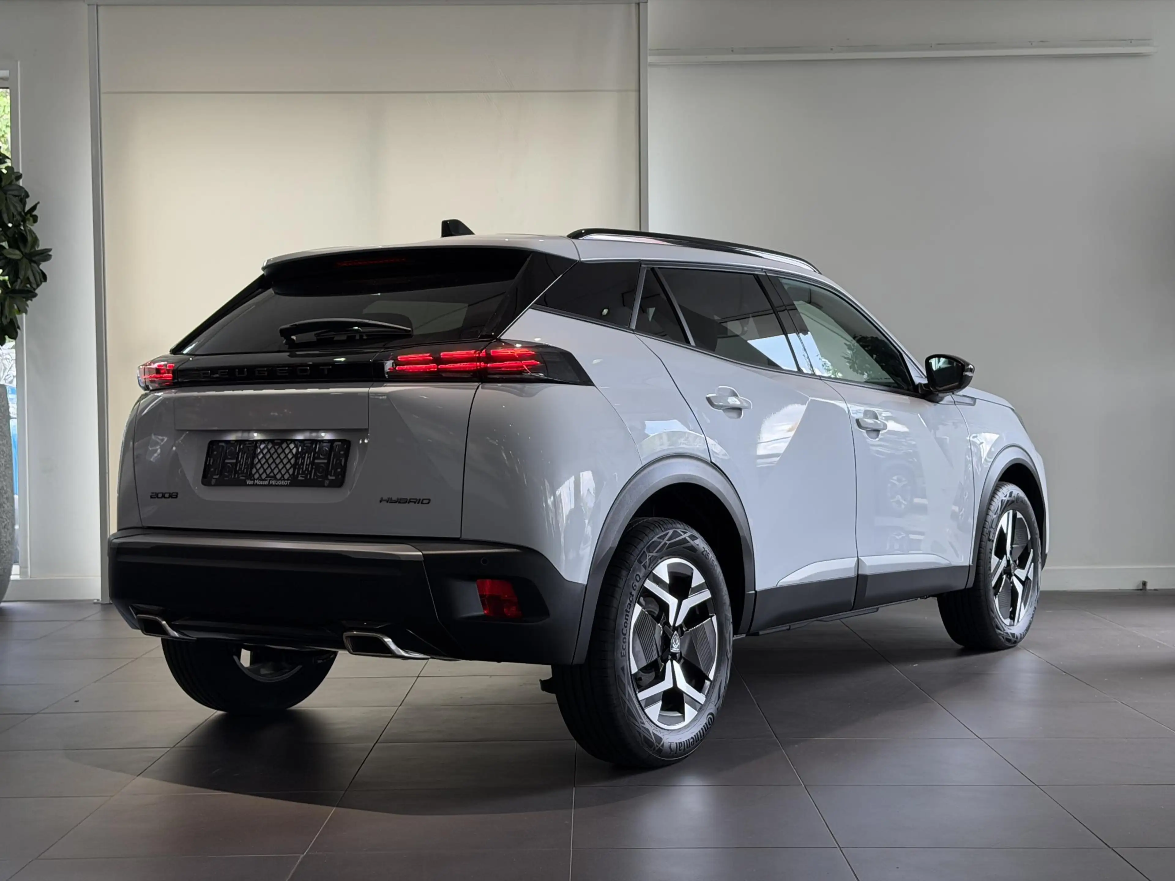 Peugeot 2008 1.2 Hybrid 145 Allure 8 jaar garantie — photo 5