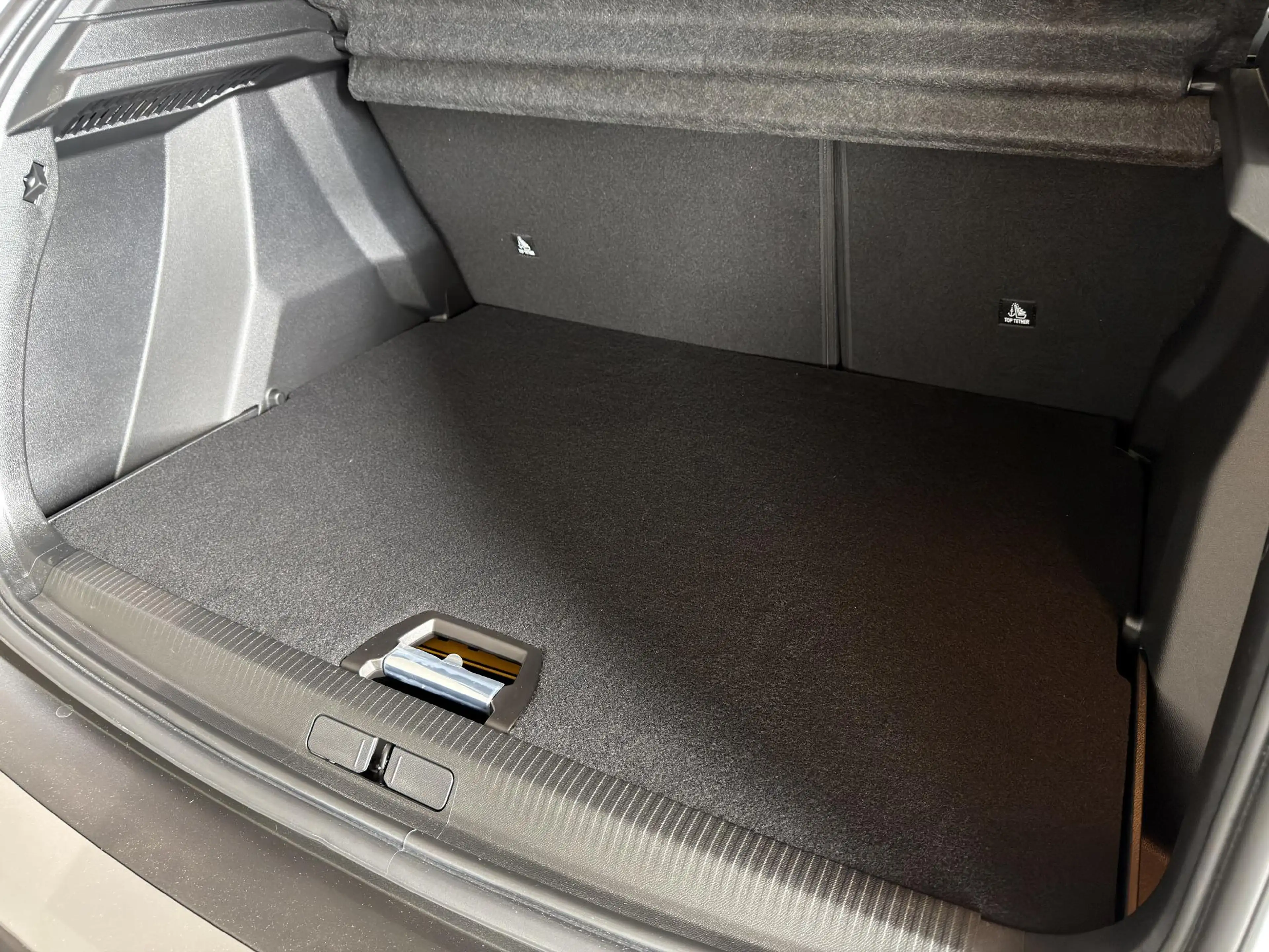 Peugeot 2008 1.2 Hybrid 145 Allure 8 jaar garantie — photo 9