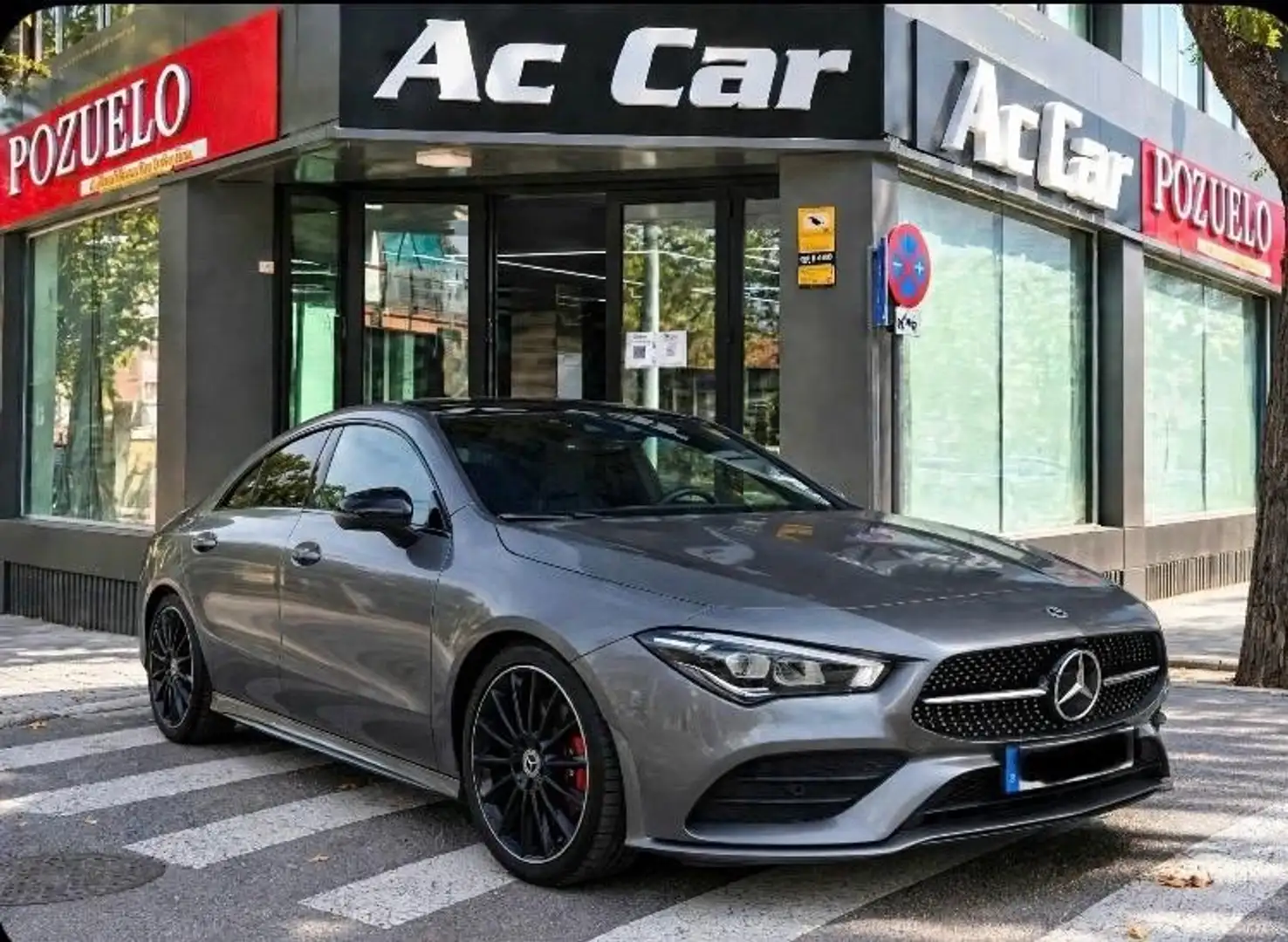 Mercedes-Benz CLA 250 e Gris - 1