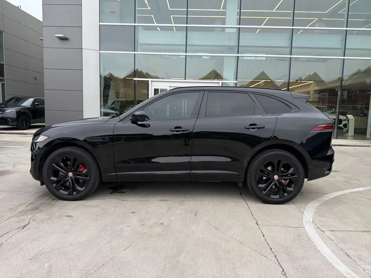 Jaguar F-Pace снимка Jaguar F-Pace