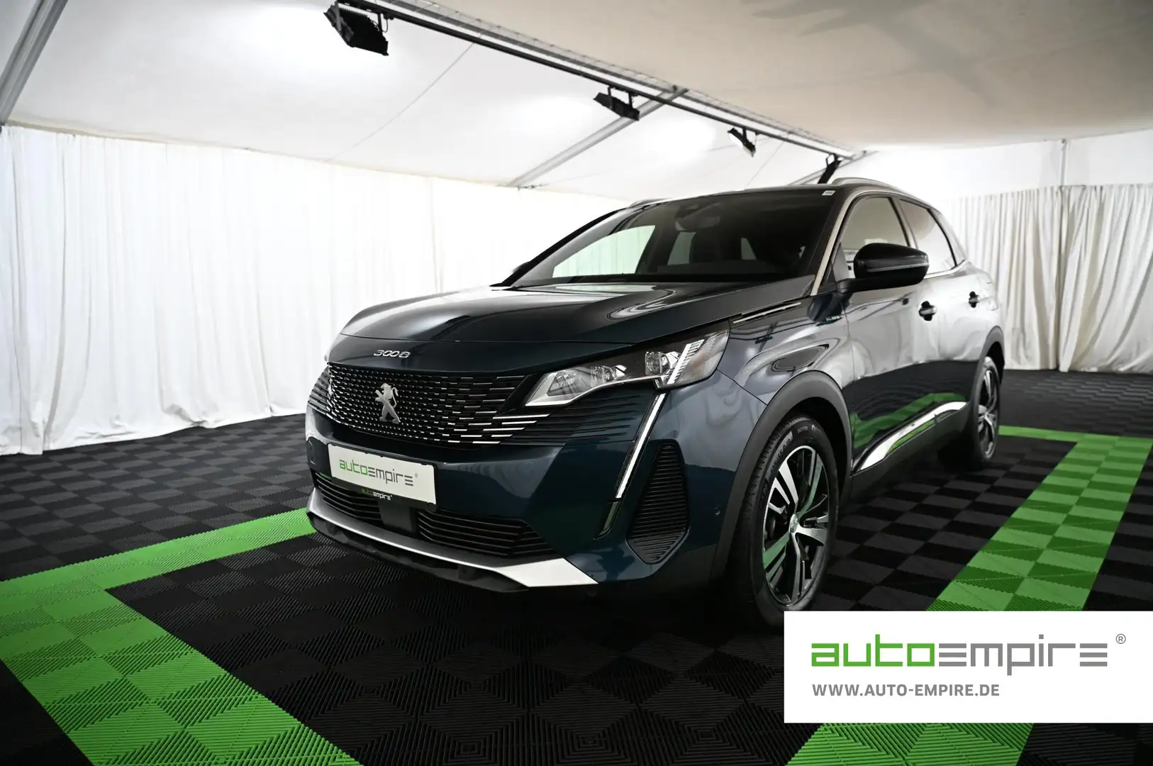 Peugeot 3008 1.6 300 PHEV-4 e-EAT8 GT LED/NAVI/PANO/18 Blau - 1