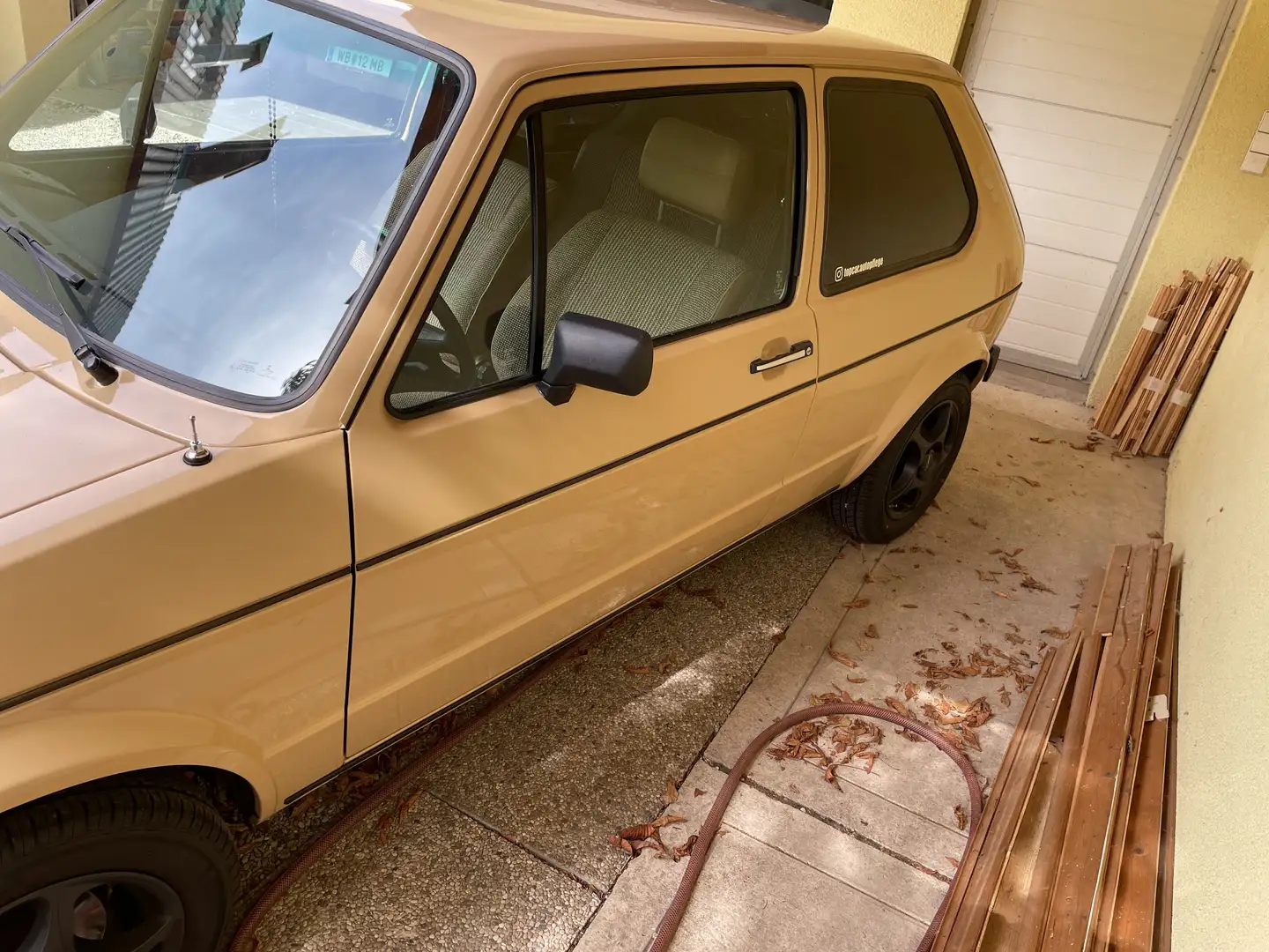Volkswagen Golf Rabbit LX Beige - 2