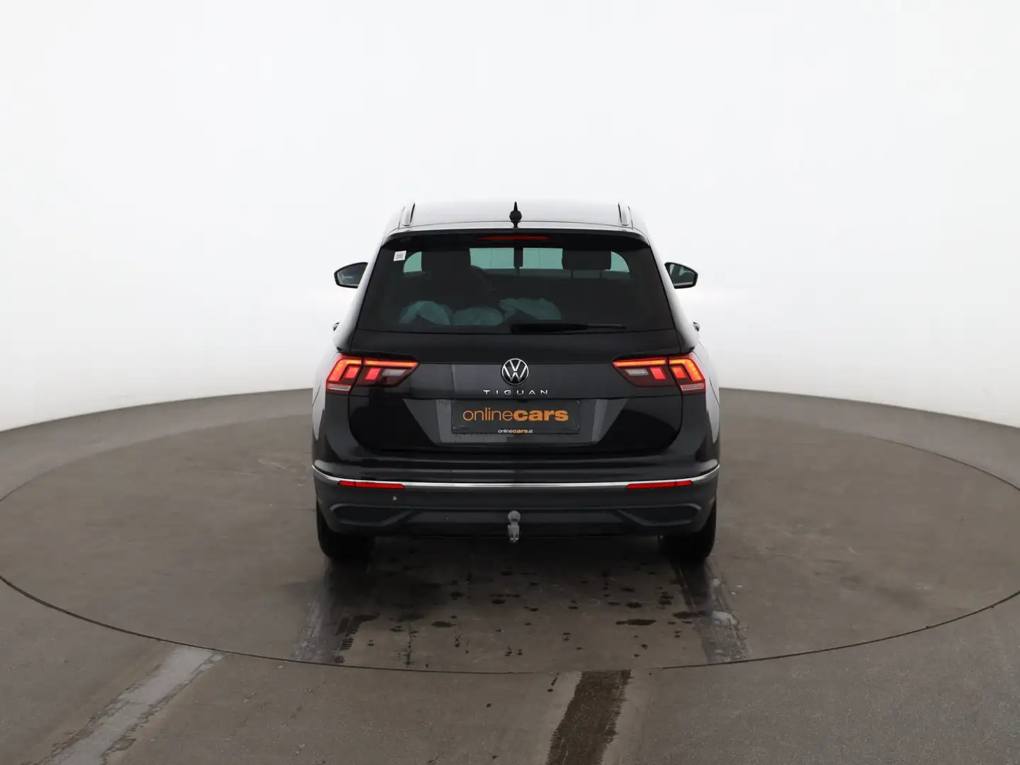 Volkswagen Tiguan 2.0 TDI Life LED AHK RADAR NAVI R-CAM TEMP Schwarz - 2