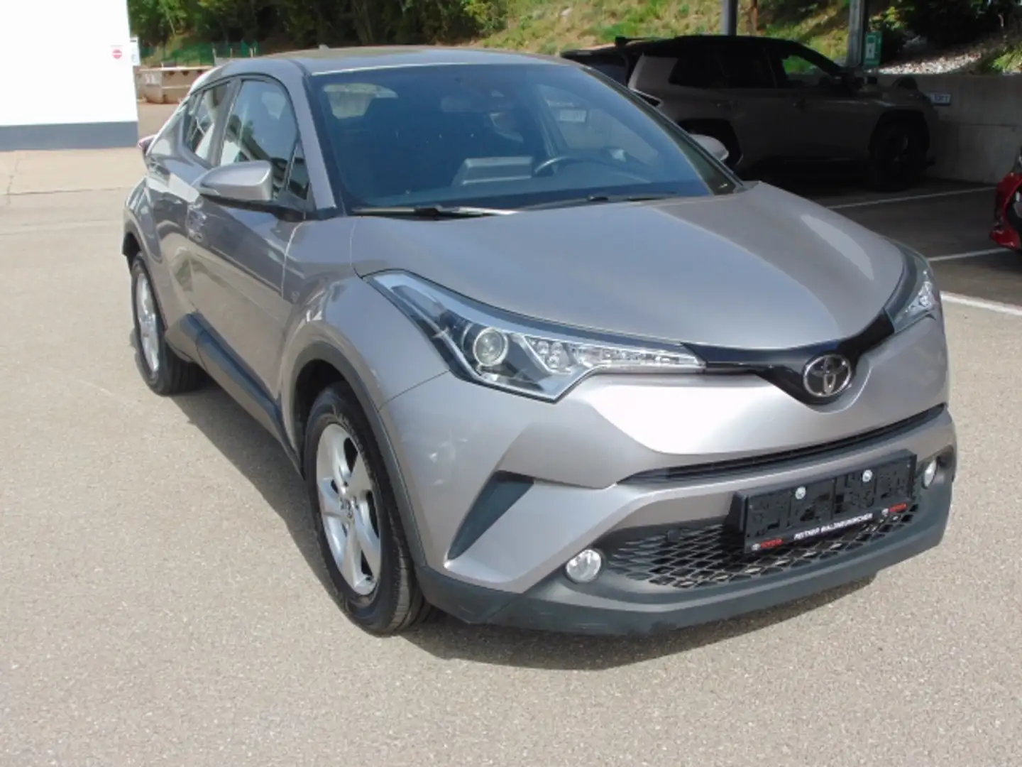 Toyota C-HR C-HR 1,2 T 2WD Silber - 2