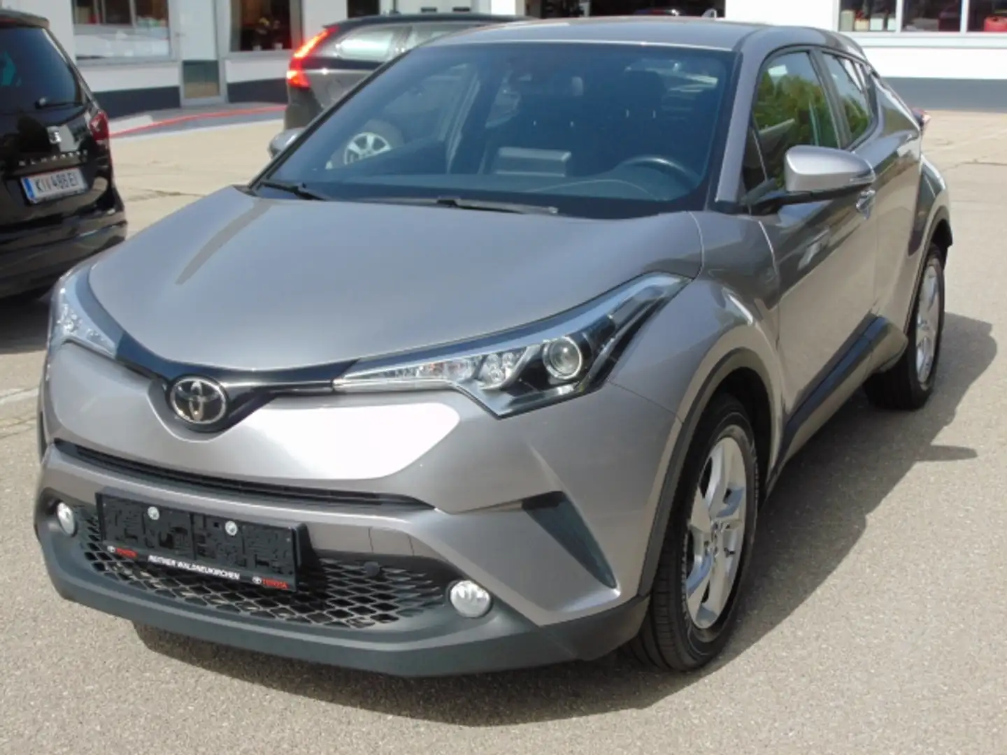 Toyota C-HR C-HR 1,2 T 2WD Silber - 1