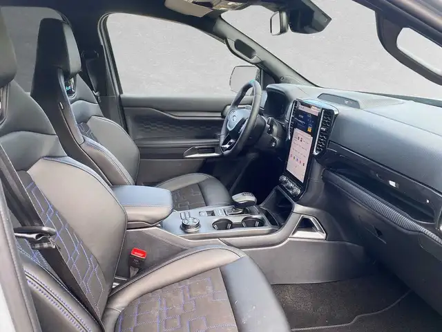 Ford Ranger view 3