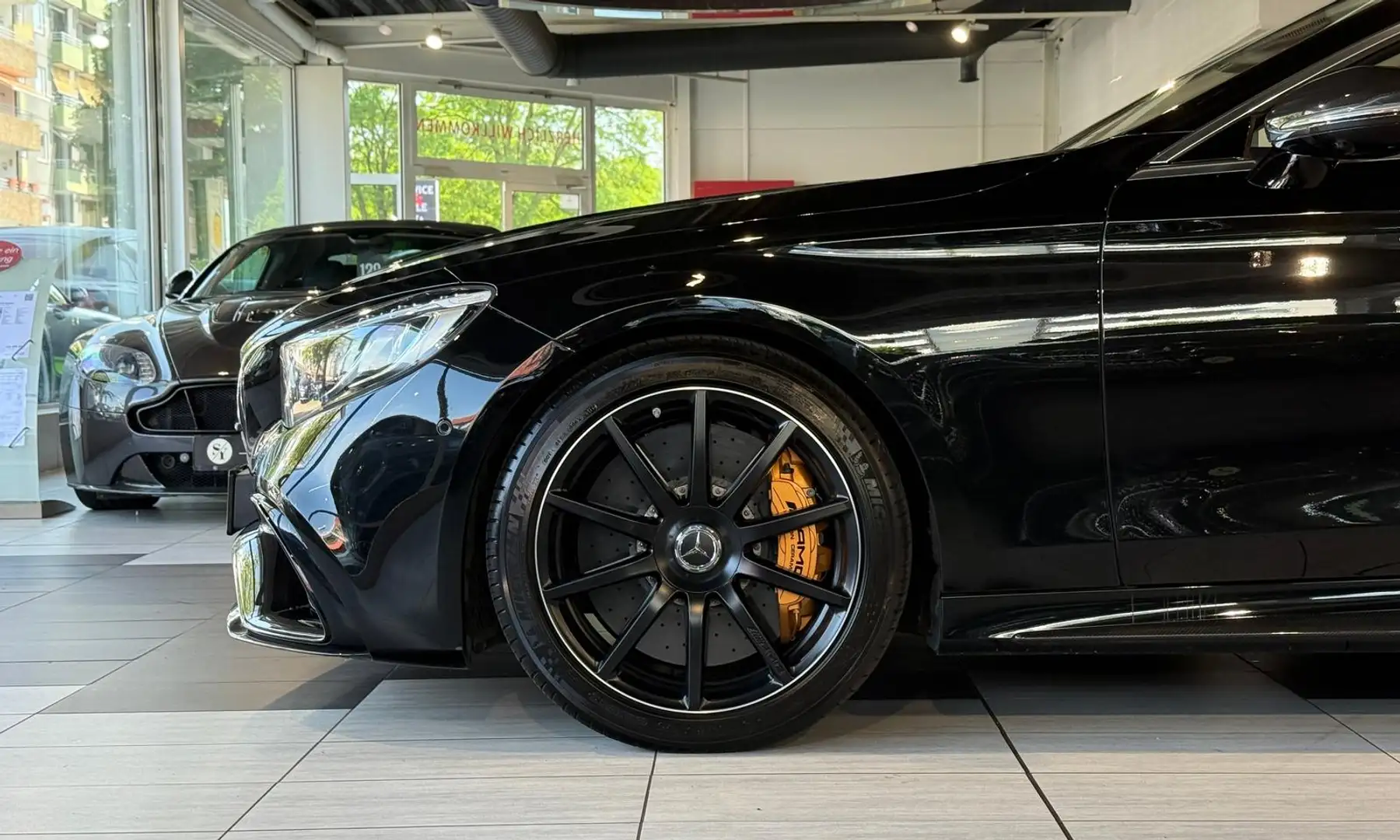 Mercedes-Benz S 63 AMG 4M+*MagicSky*Keramik*Exklusiv*Carbon*TV Noir - 2