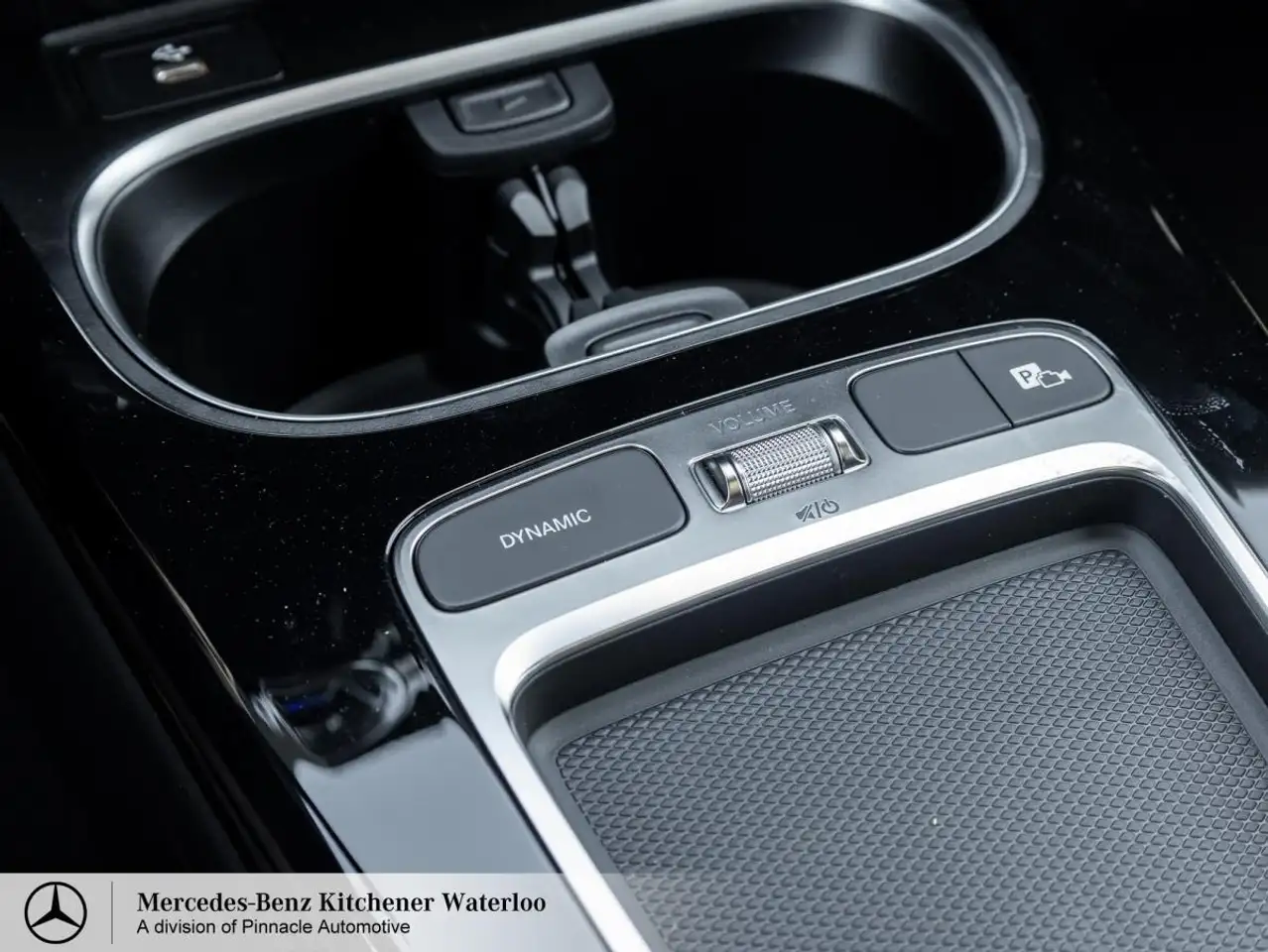 Mercedes-Benz CLA photo Mercedes-Benz CLA