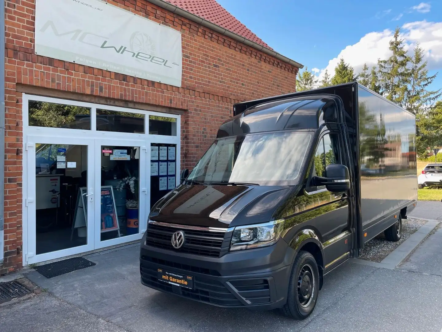 Volkswagen Crafter 35 FWD Ex-UPS Kamera+Navi+GJR Foodtruck Bruin - 2