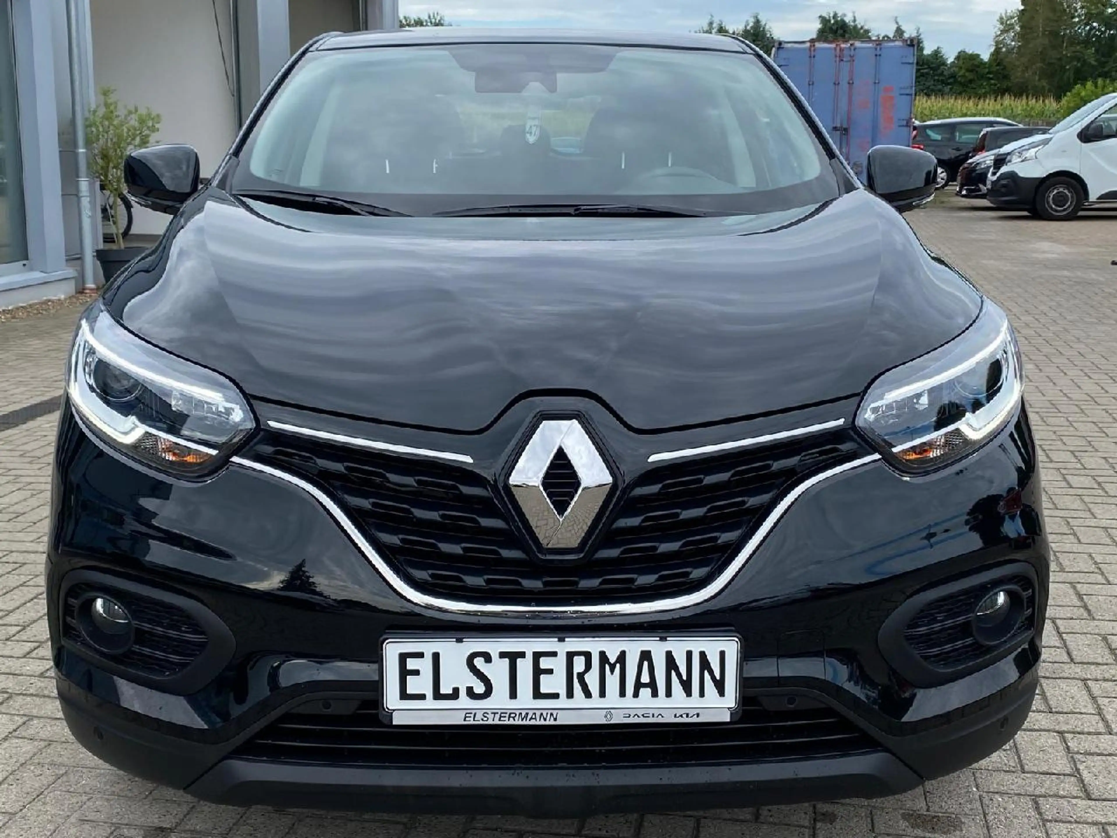 Renault Kadjar TCe 140 Zen AHK*SHZ*Navi*CarPlay*Android Auto*RFK — photo 2