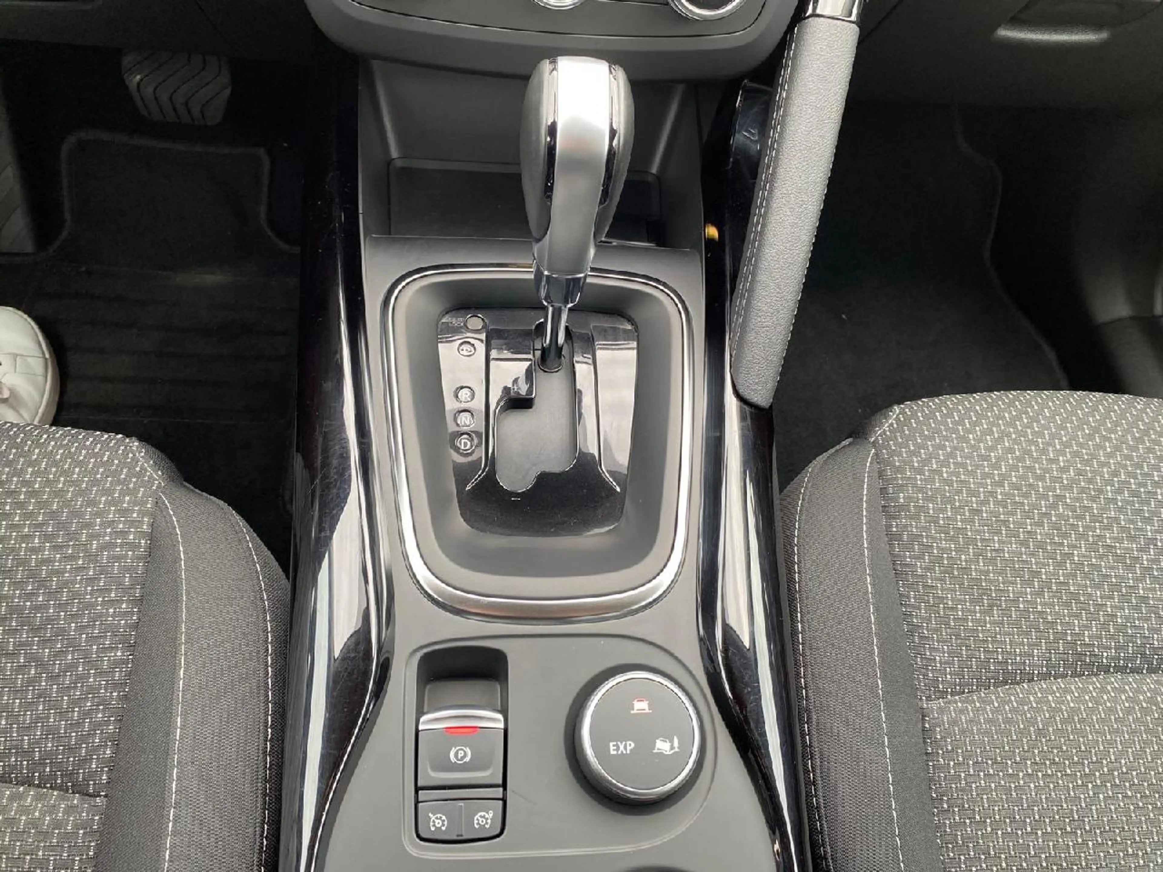 Renault Kadjar TCe 140 Zen AHK*SHZ*Navi*CarPlay*Android Auto*RFK — photo 15