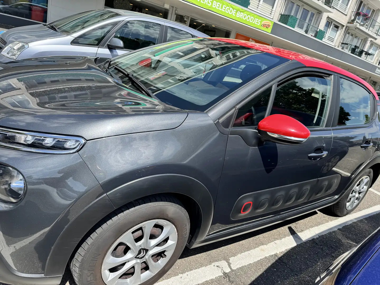 Citroen C3 1.2 PT Feel Grijs - 2