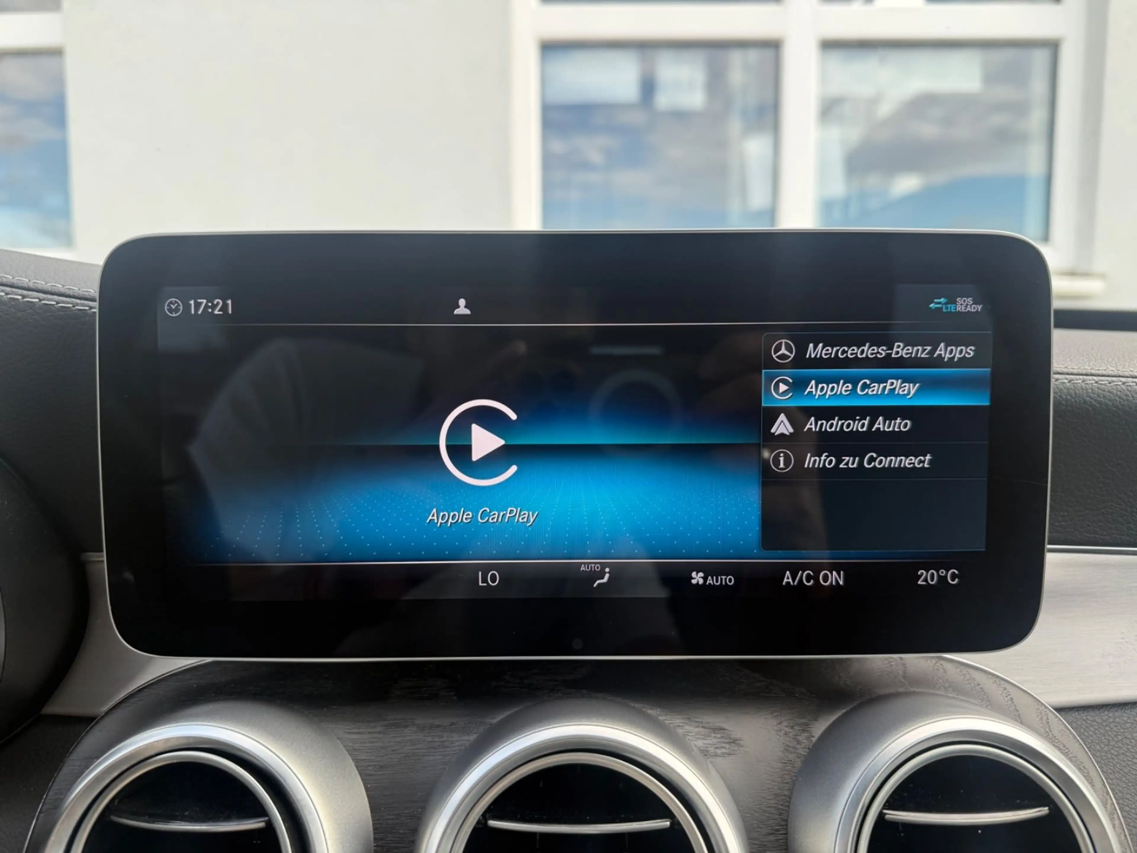 Mercedes-Benz C 400 C400 T 4Matic 9G AMG *PANO*AHK*HEADUP*DIST+*360° — photo 14