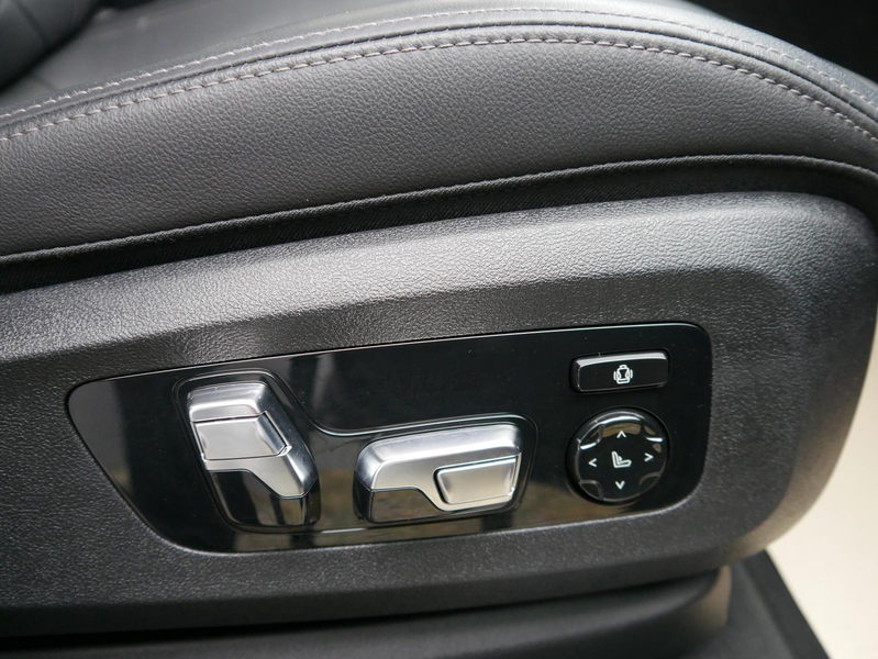 BMW X6 xDrive 40d*ACC*NAVI*PDC*360/KAMERA*LED*HEAD-UP DIS — photo 12