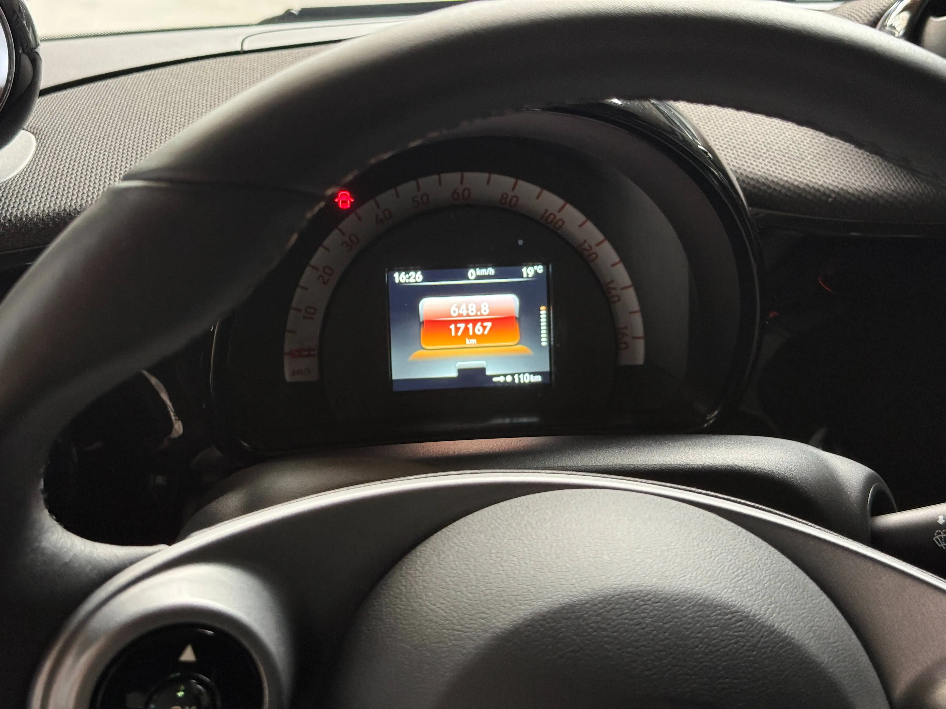 smart forTwo electric drive / EQ (453.491) — photo 14