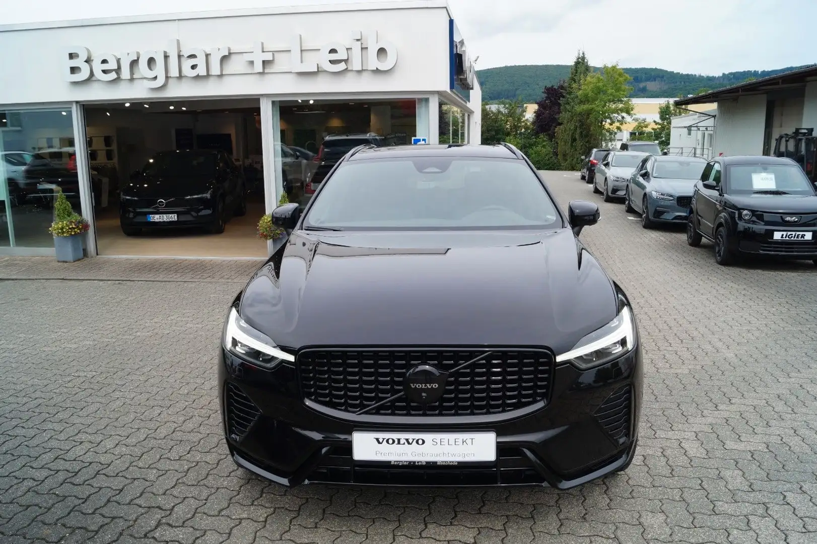 Volvo XC60 T6 AWD PlugIn Hybrid Black Edition Aut/360° Noir - 1