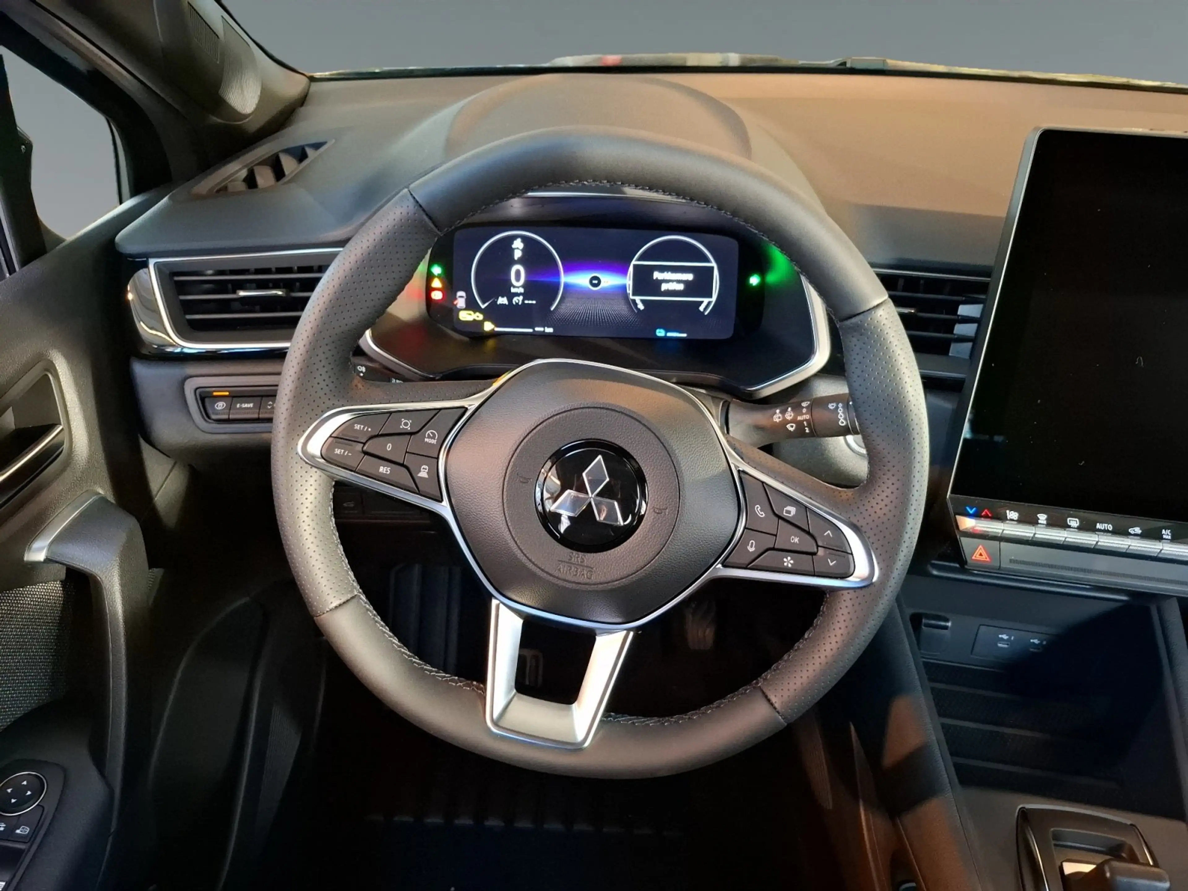 Mitsubishi Grandis Diamant Intro Edition HEV — photo 10