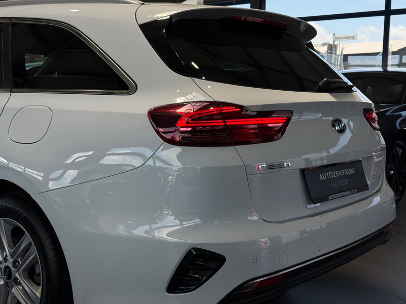 Kia Ceed SW / cee'd SW *HU/AU*AC*SHZ*NAVI*SCHECKHEFT* — photo 12