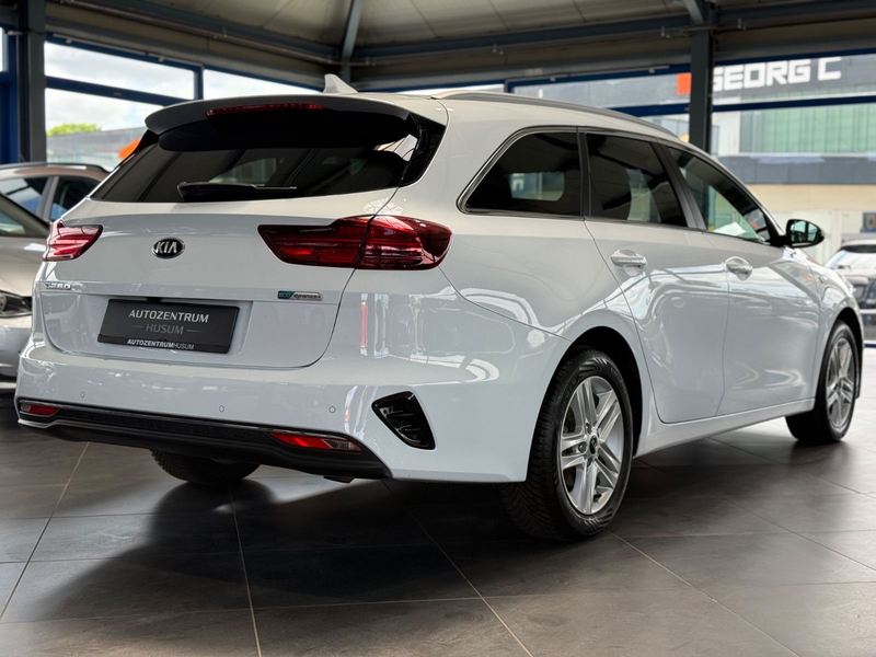Kia Ceed SW / cee'd SW *HU/AU*AC*SHZ*NAVI*SCHECKHEFT* — photo 10