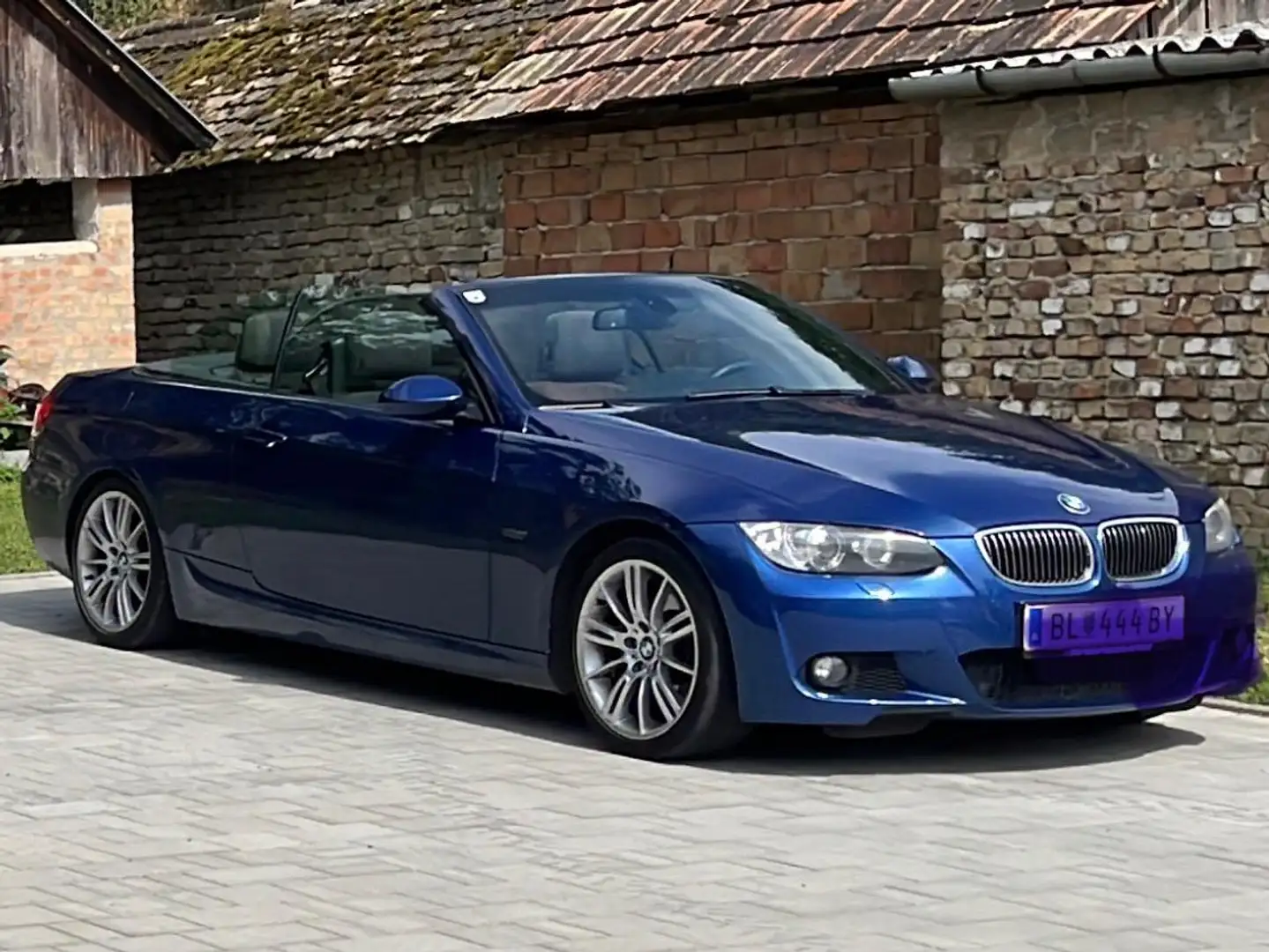 BMW 325 325d Cabrio Aut. Blau - 1
