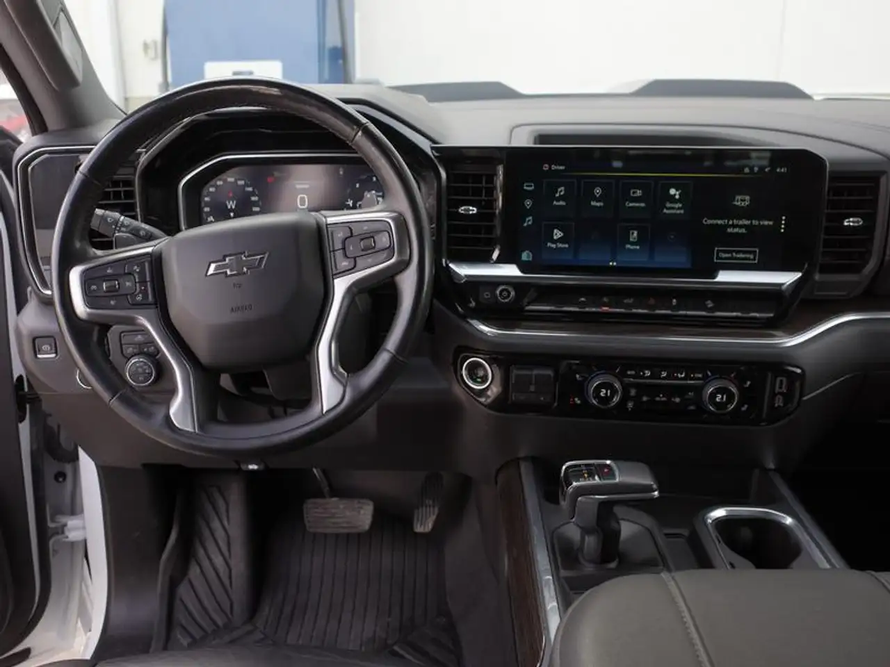 Chevrolet Silverado 1500 снимка Chevrolet Silverado 1500