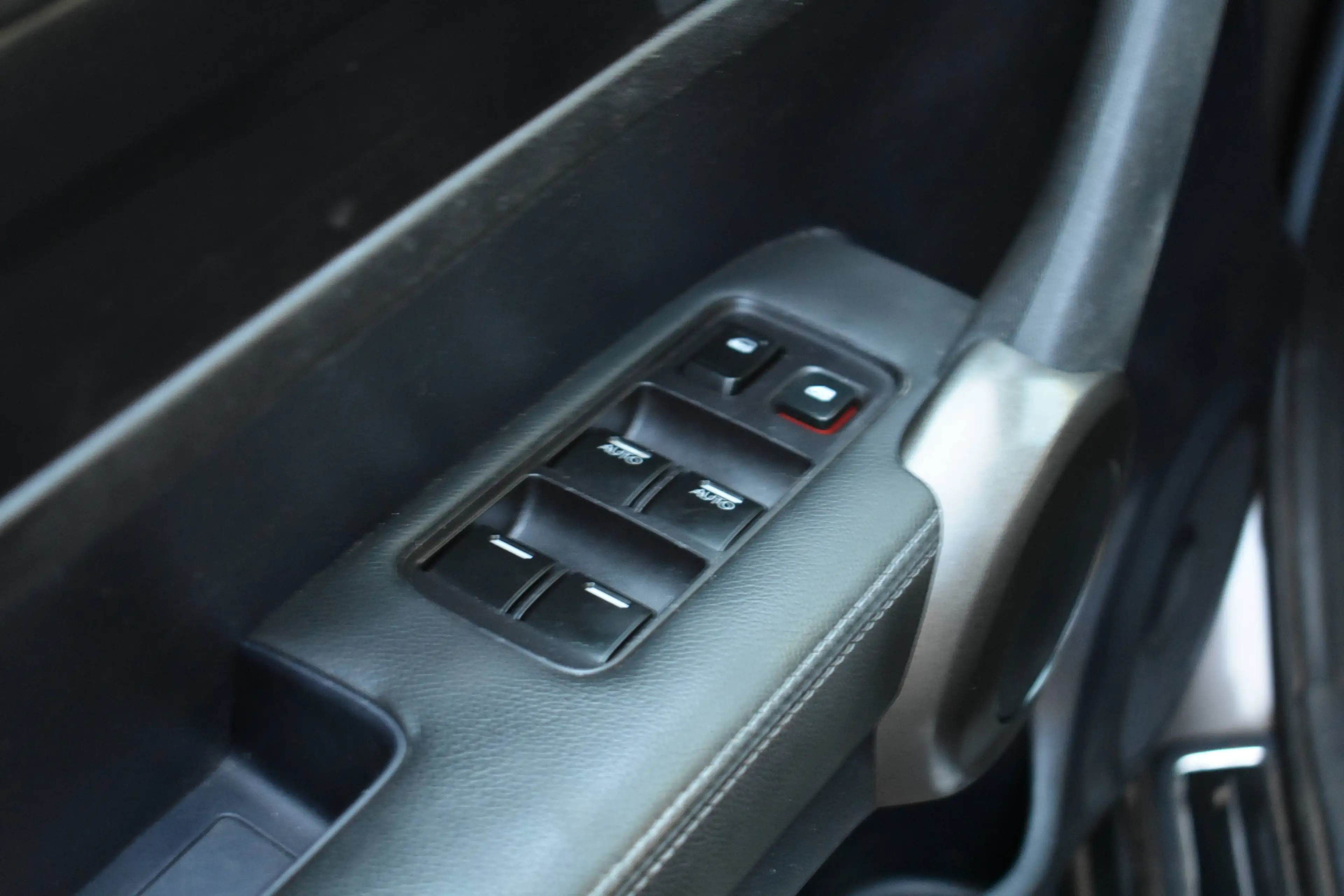 Honda CR-V CR-V 2.2 i-DTEC ULTIMATE Edition / FULL OP / ALCANTARA / GPS — photo 15