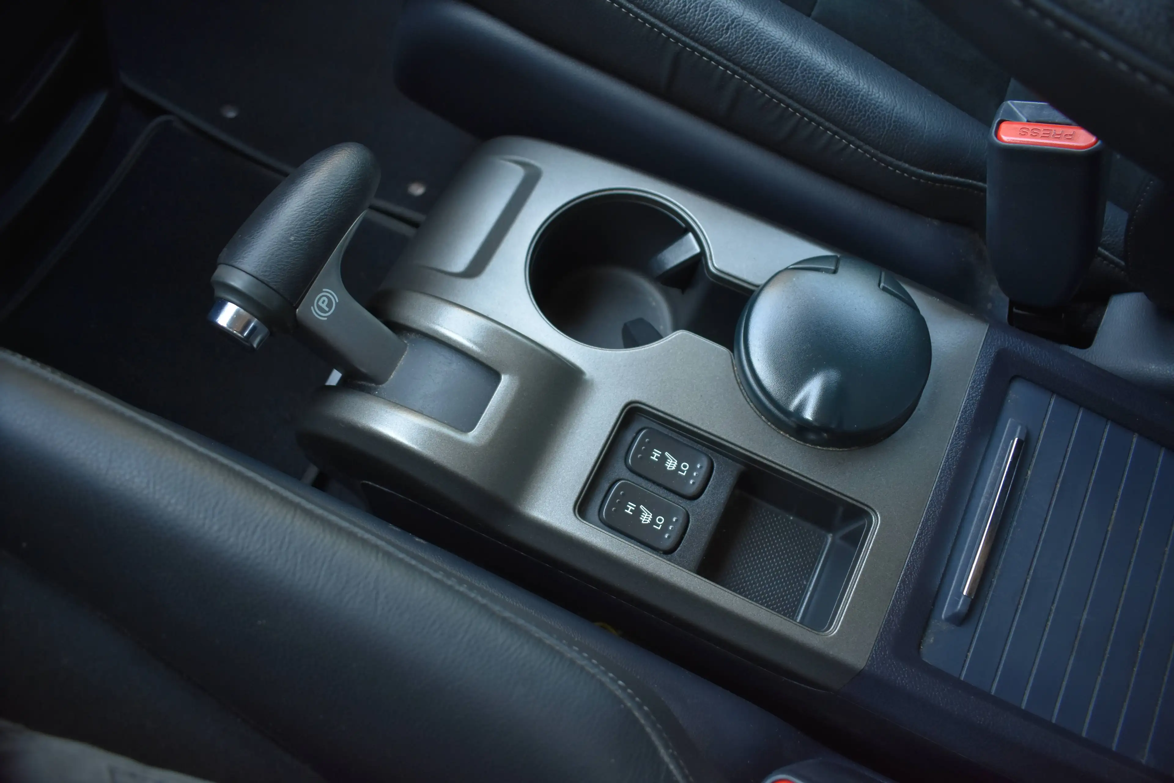 Honda CR-V CR-V 2.2 i-DTEC ULTIMATE Edition / FULL OP / ALCANTARA / GPS — photo 12