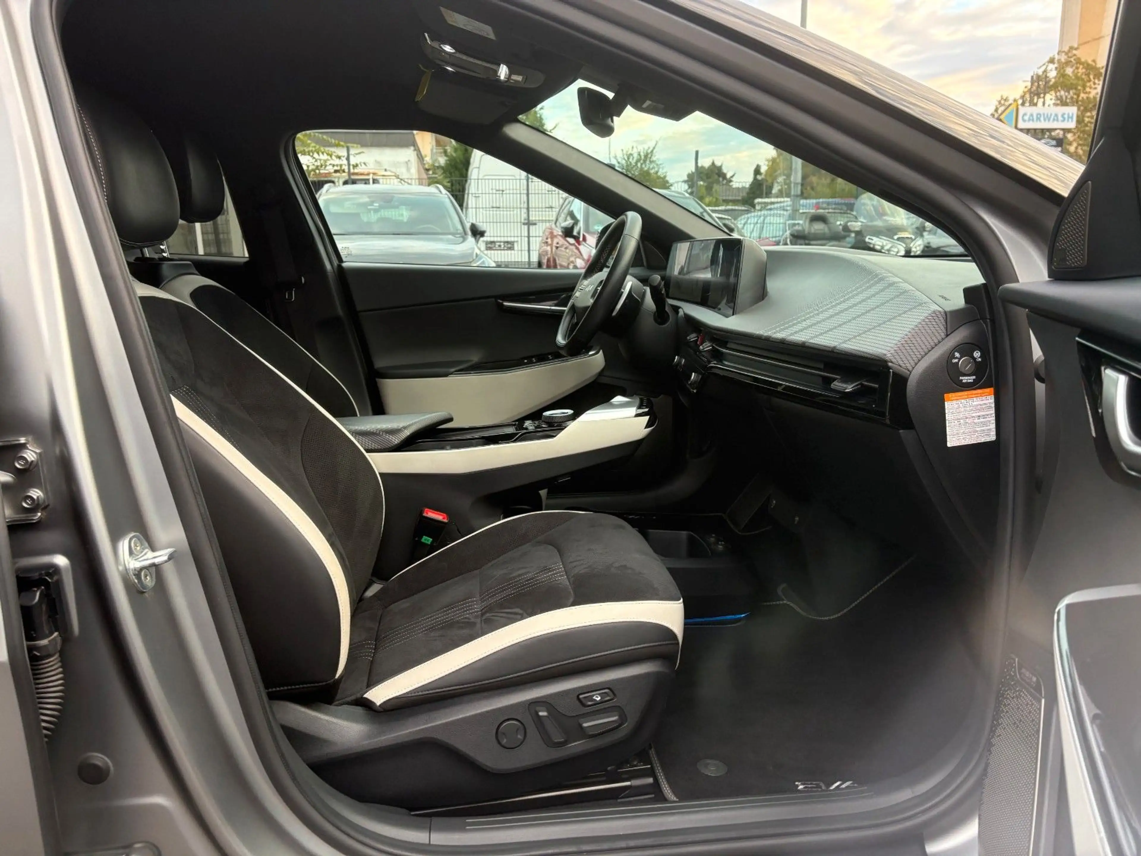 Kia EV6 GT-Line 4WD HUD, BVM,SVM, WP — photo 7