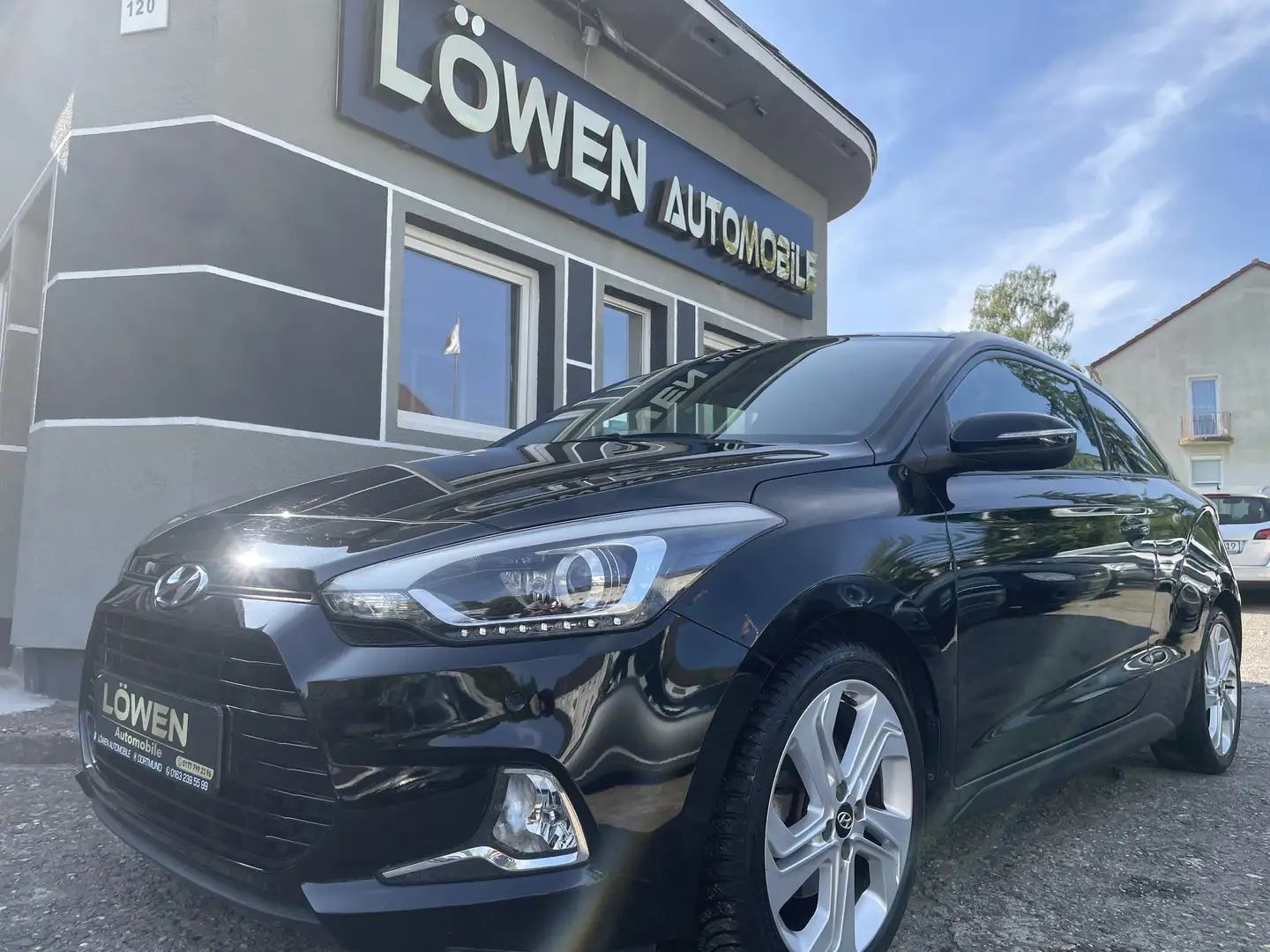 Hyundai i20 blue Style "I.Hand-Scheckheft" Schwarz - 1