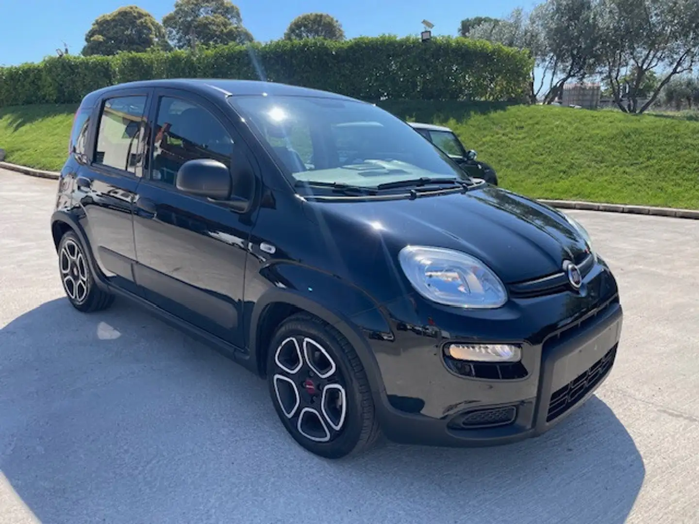 Fiat Panda 1.0 FireFly S&S Hybrid City Life Nero - 2