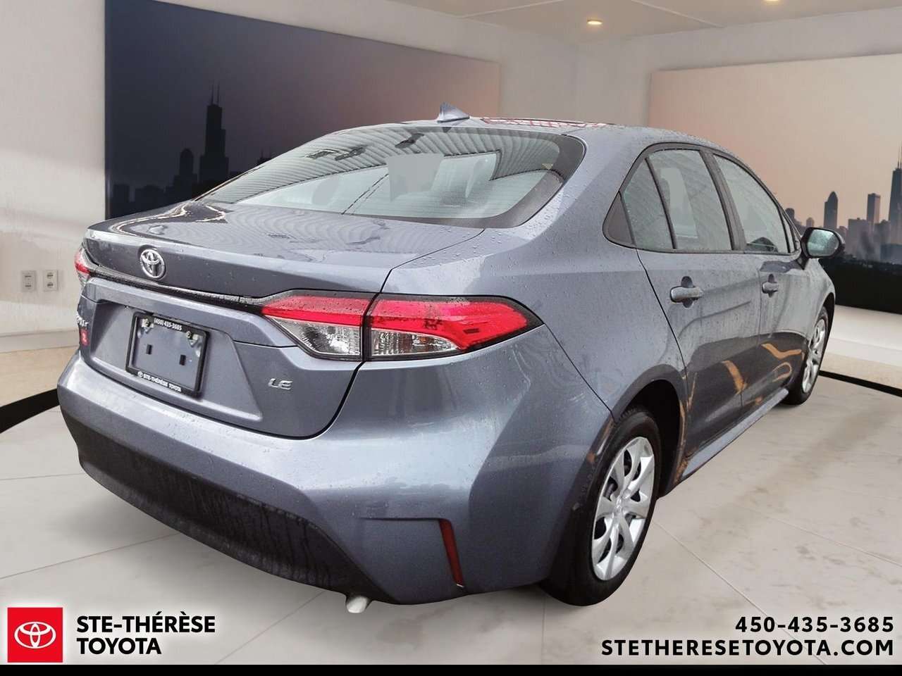 2025 Toyota Corolla LE (only 12010km) — снимка 1