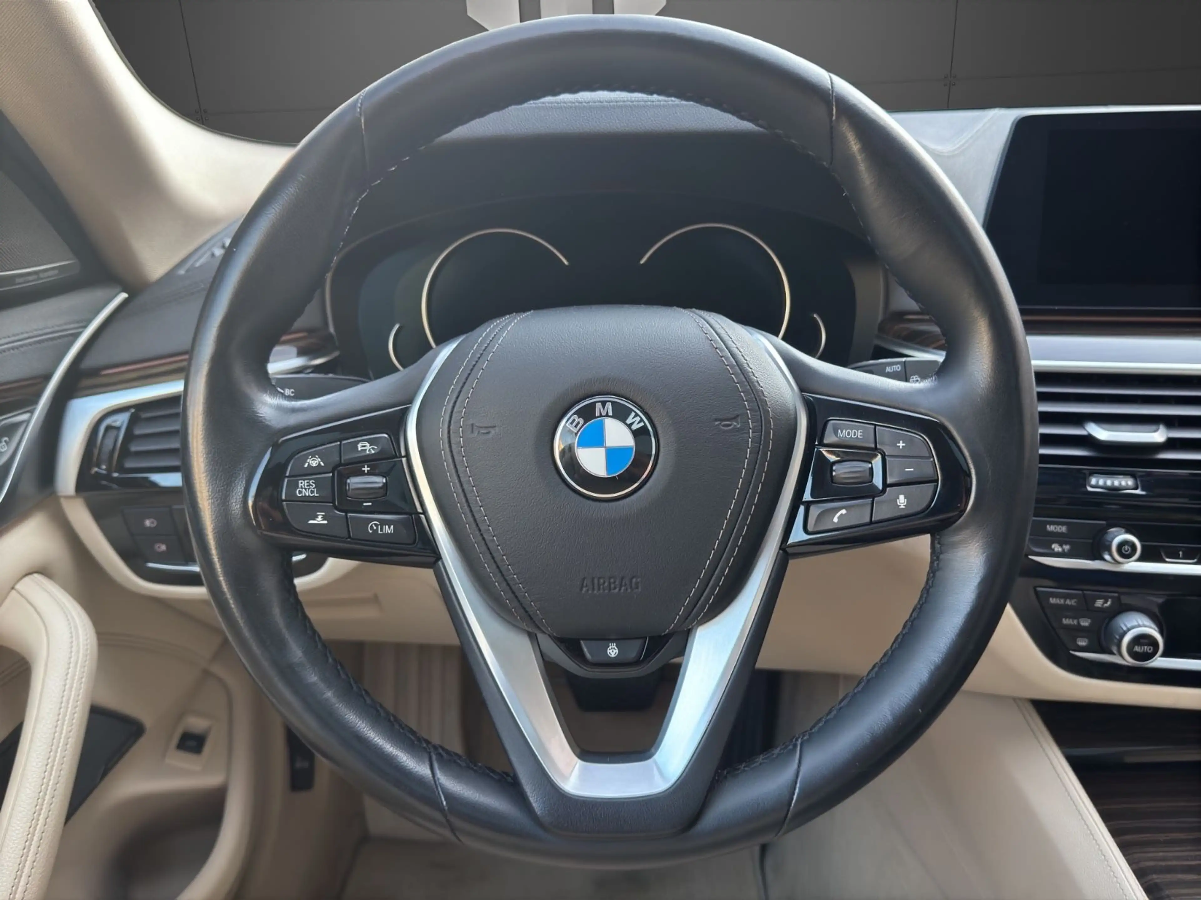 BMW 530 d Tou. |LED|ACC|360°|PANO|STANDH.|MEMORY|HUD — photo 14