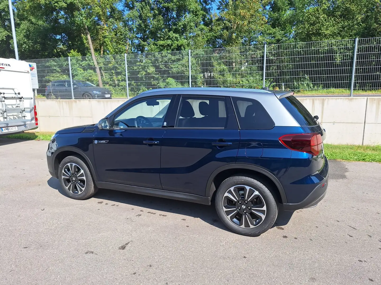 Suzuki Vitara 1,4 DITC Hybrid ALLGRIP flash Bleu - 2
