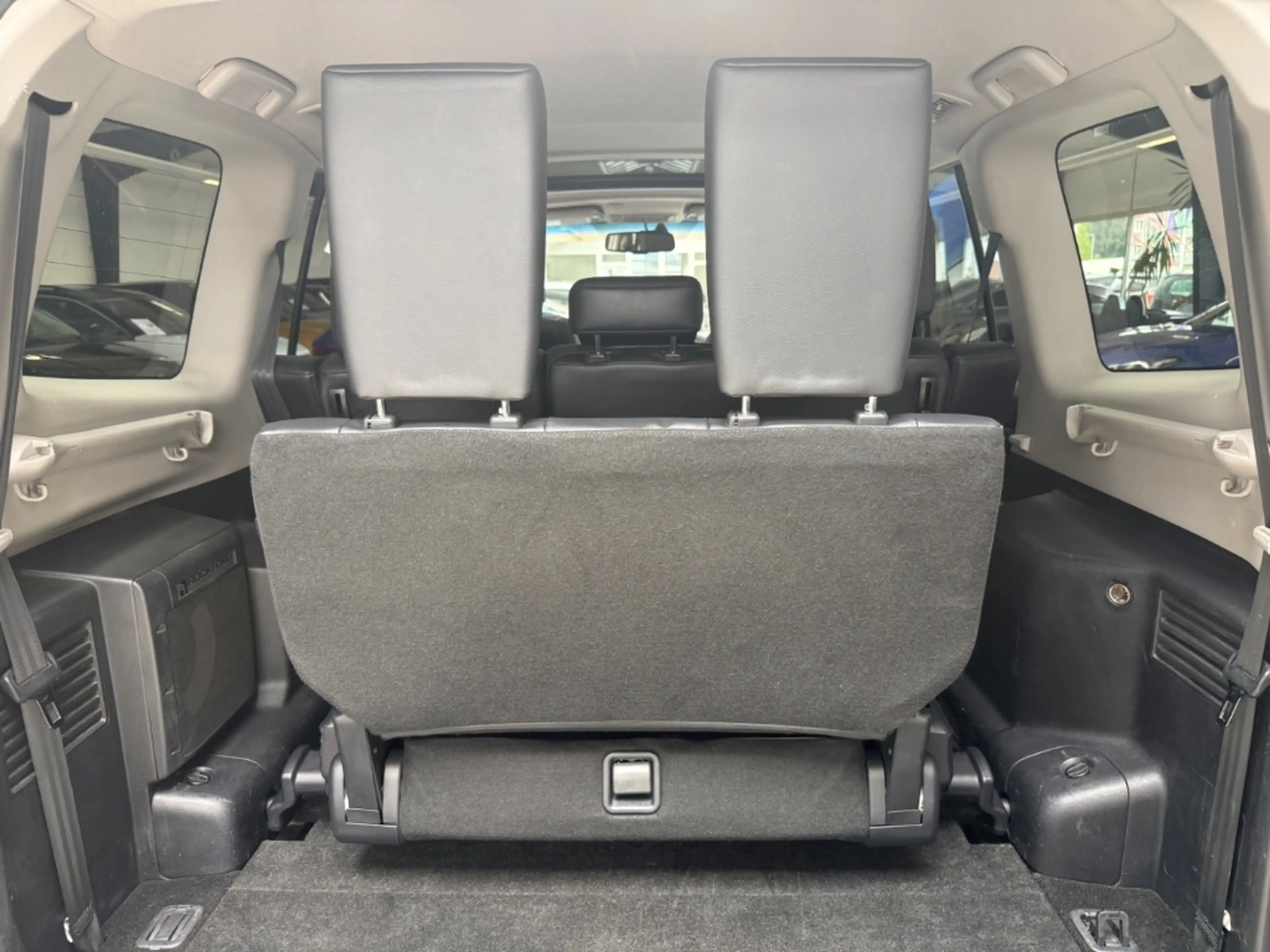 Mitsubishi Pajero 3.2 DI-D Instyle 7-Sitzer TÜV neu Scheckheft — photo 14