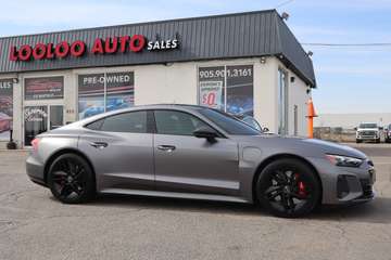 GT quattro | No Accident | Clean Carfax | Carbon F