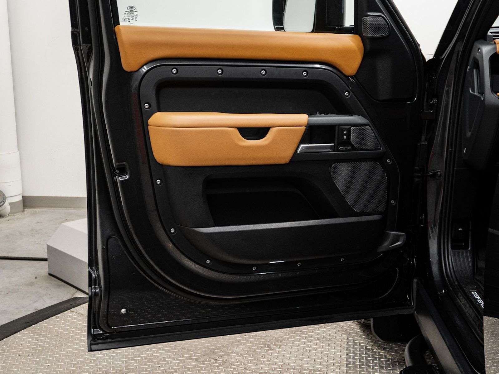 2024 Land Rover Defender X | COMFORT PKG | 22 INCH WHEELS thumb 27