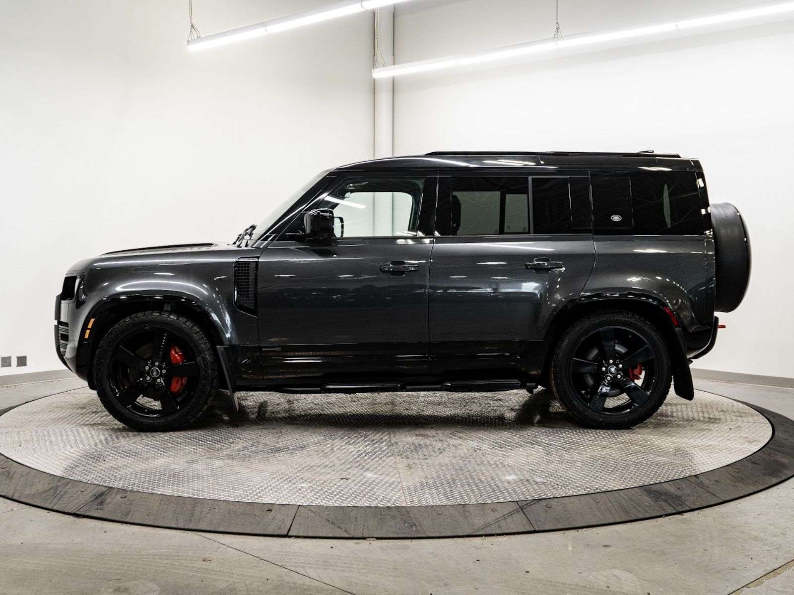 2024 Land Rover Defender X | COMFORT PKG | 22 INCH WHEELS alt 2