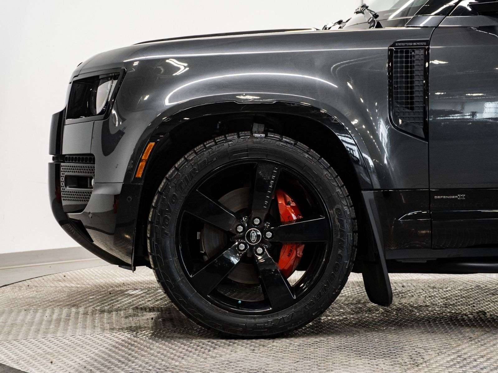 2024 Land Rover Defender X | COMFORT PKG | 22 INCH WHEELS thumb 9