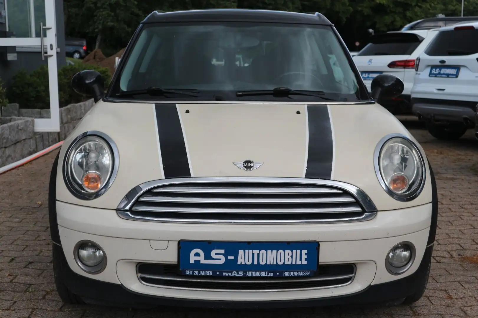 MINI Cooper Clubman *KLIMA / HU/AU 09/2026* Weiß - 2