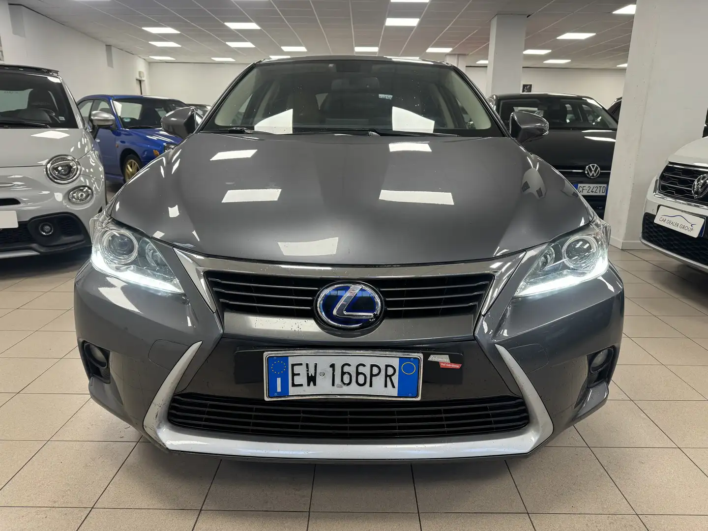 Lexus CT 200h CT 2010 1.8 hybrid Business cvt E6 Gris - 2