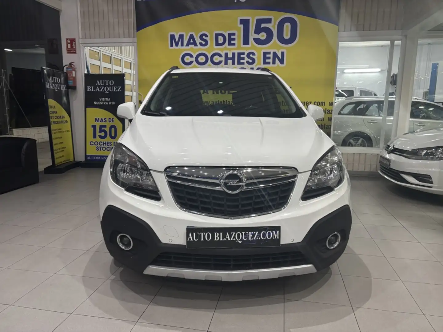 Opel Mokka 1.6CDTi S&S Selective 4x2 Aut. Weiß - 2